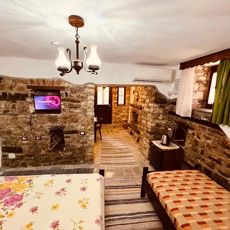 Kris Guest house