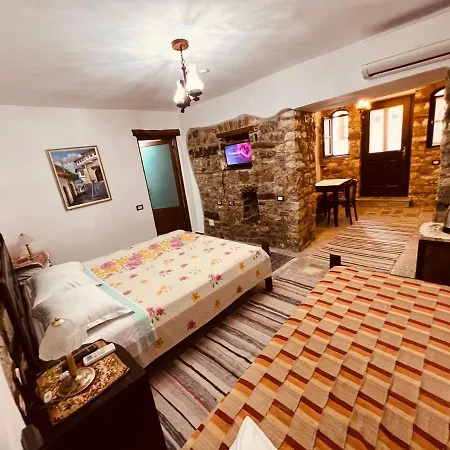 Kris Guest house
