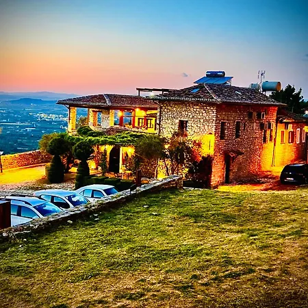 Kris Guest house