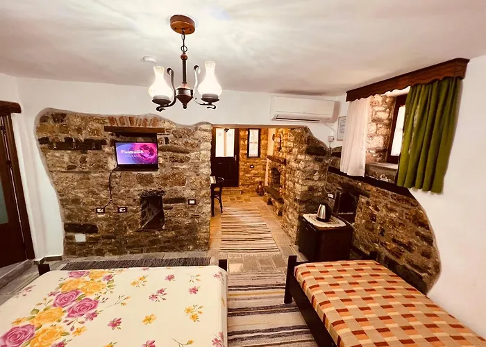 Kris Guest house