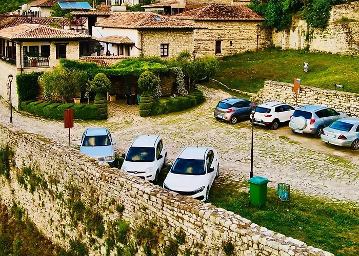 招待所 Kris 培拉特